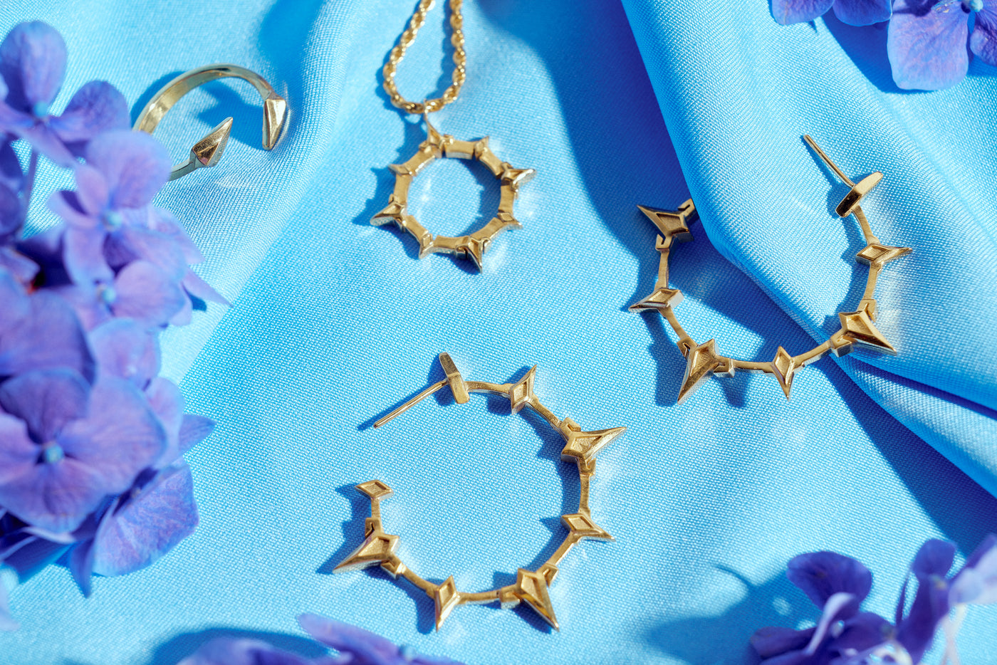 Mavuika Aztec Solid Halo Necklace