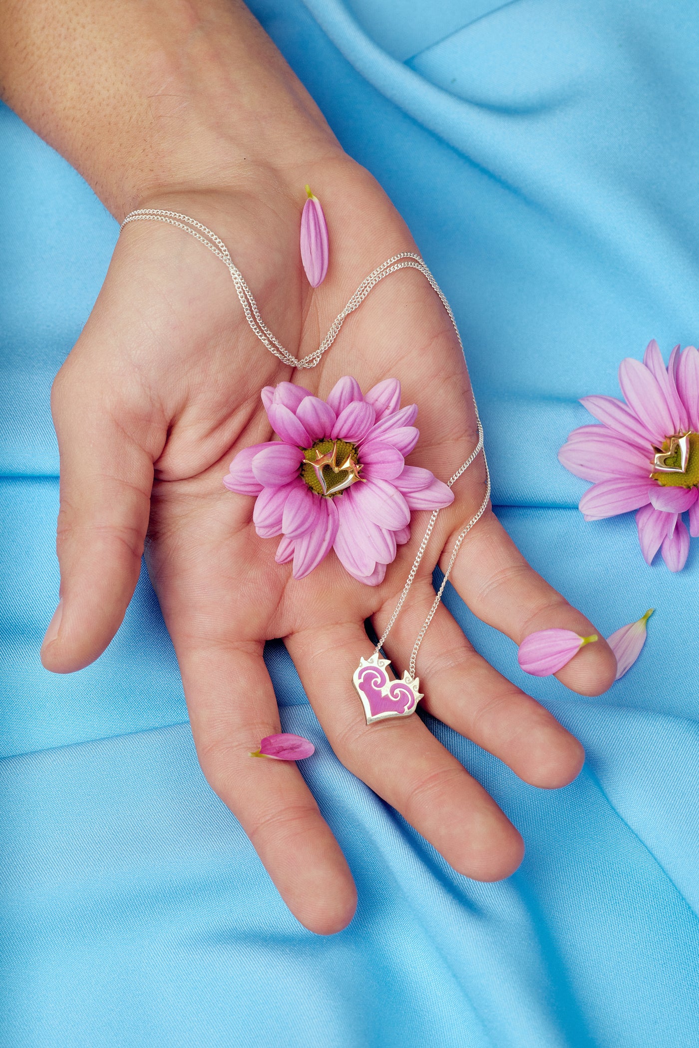 Prestige Evelynn High Noon Allure Silver Heart studs